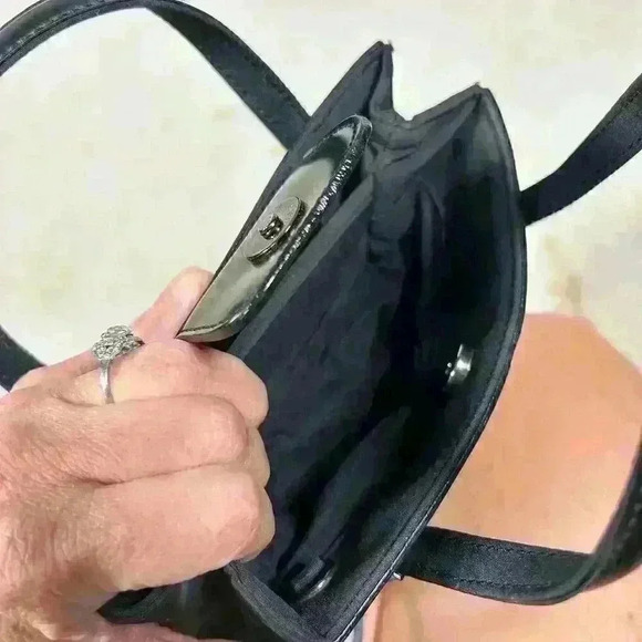 VINTAGE 90s Y2K Black Patent Leather Look Elegant Handbag Purse Women Small - Picture 12 of 13